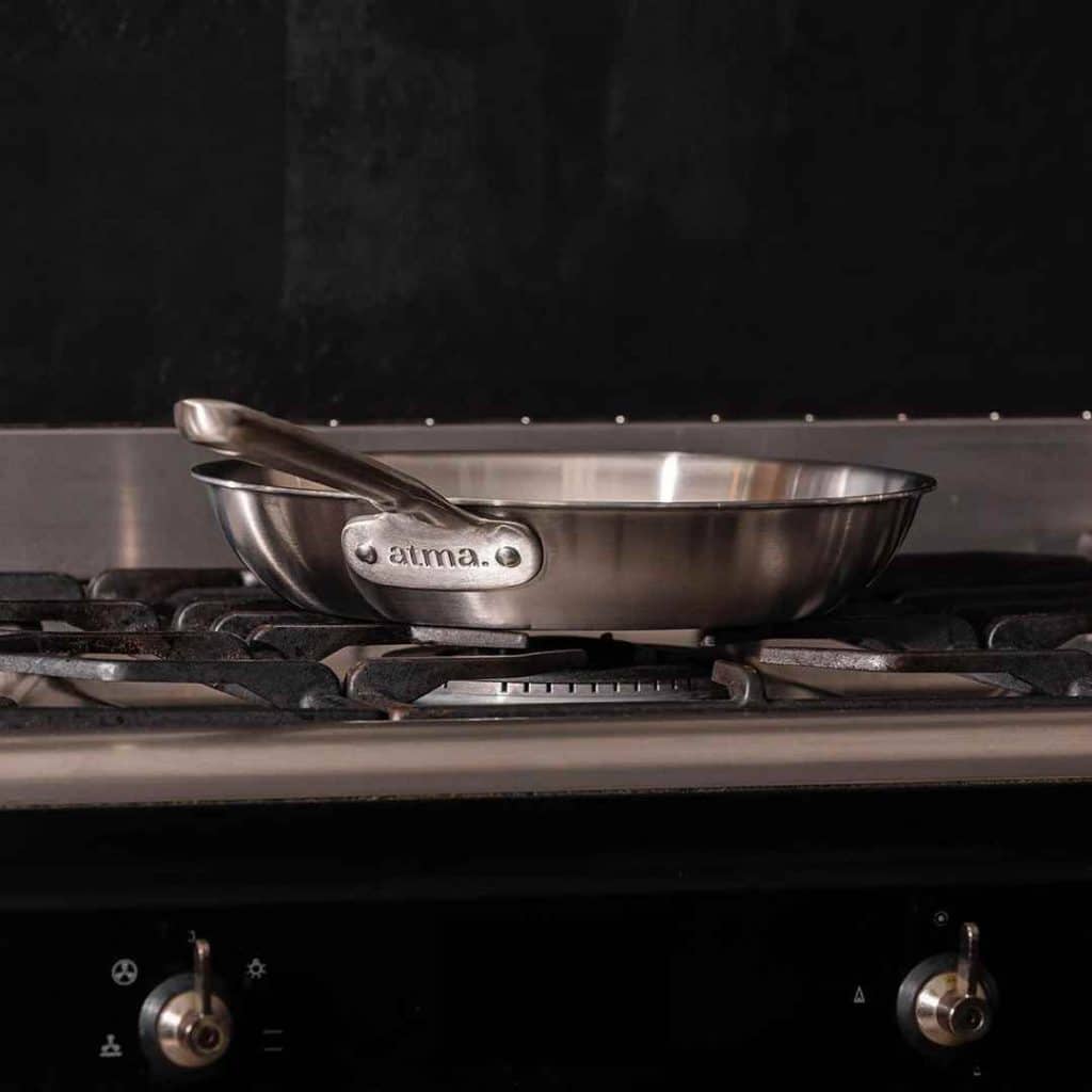 Bien choisir votre poêle Objectif : Zéro Miette! Bien choisir votre poêle Objectif : Zéro Miette!